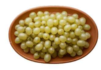 grapes in a bowel isolated on transparentbackground