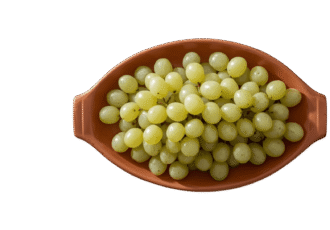 grapes in a bowel isolated on transparentbackground