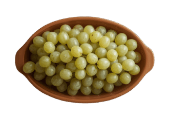grapes in a bowel isolated on transparentbackground
