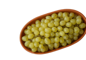 grapes in a bowel isolated on transparentbackground
